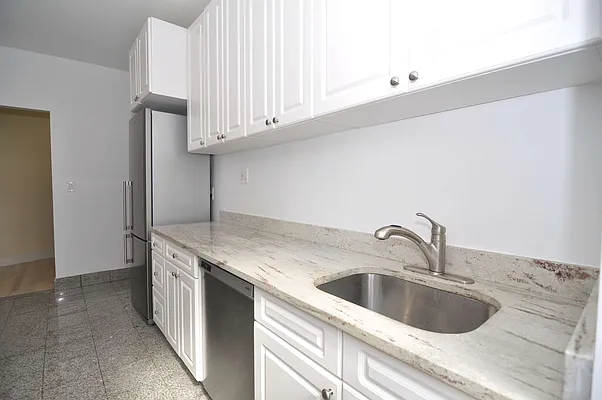 Rented by Click View Realty LLC | media 24