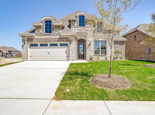 237 Resting Place Rd, Waxahachie, TX 75165