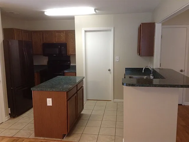 126 Brantley Place Dr — Photo 2