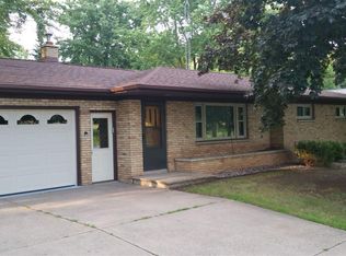 200 E Fisk Ave, Oshkosh, WI 54902