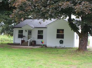 54198 Paradise Ln, Scappoose, OR