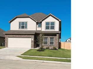 8320 White Pine Dr, Fort Worth, TX 76123