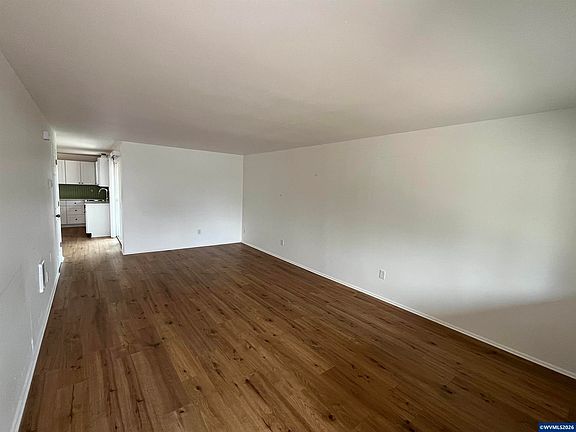 4th image of 410 & 412 SW 20th Ave