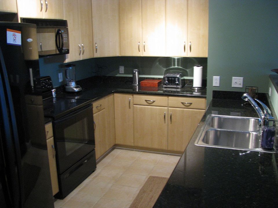 2nd image of 1320 Fillmore Ave Unit 307