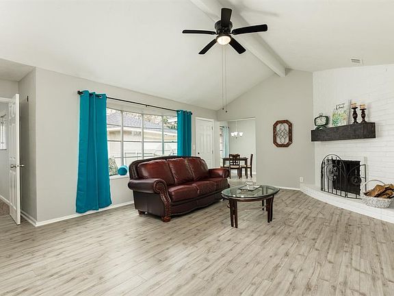 5th image of 5338 Abercreek St