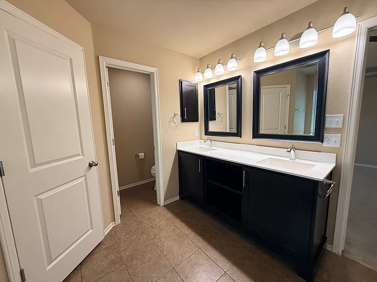 13422 S 19th Ct — Photo 11