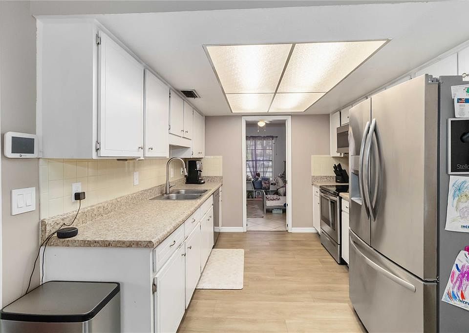 1st image of 2935 FOREST CIRCLE