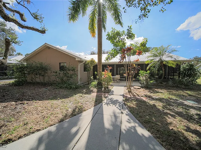 1250 Riverbend Dr — Photo 22