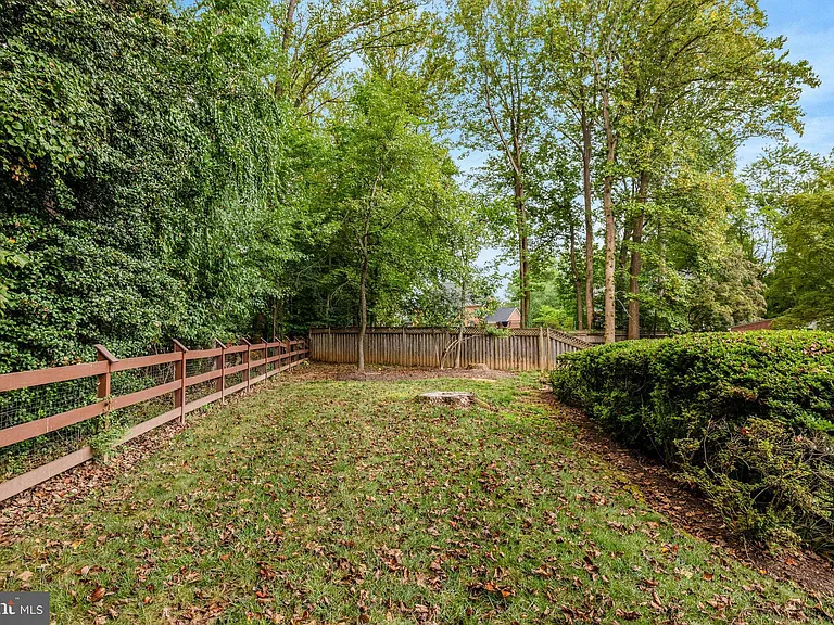 615 Kearney Ct SW — Photo 52