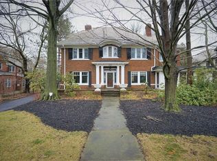 16205 Shaker Blvd, Shaker Heights, OH