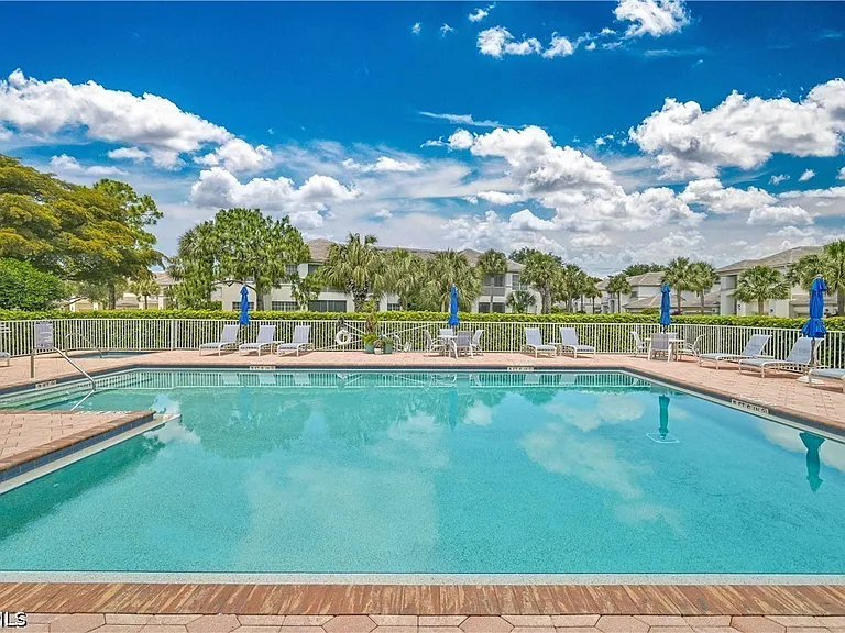 5000 Royal Shores Dr #101 — Photo 39