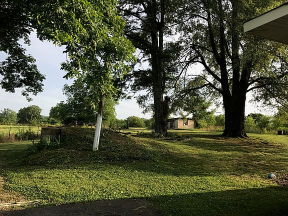 Back yard w/storm shelter