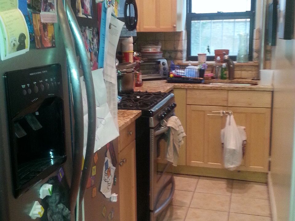 2nd image of 348 E 81st St APT 1C