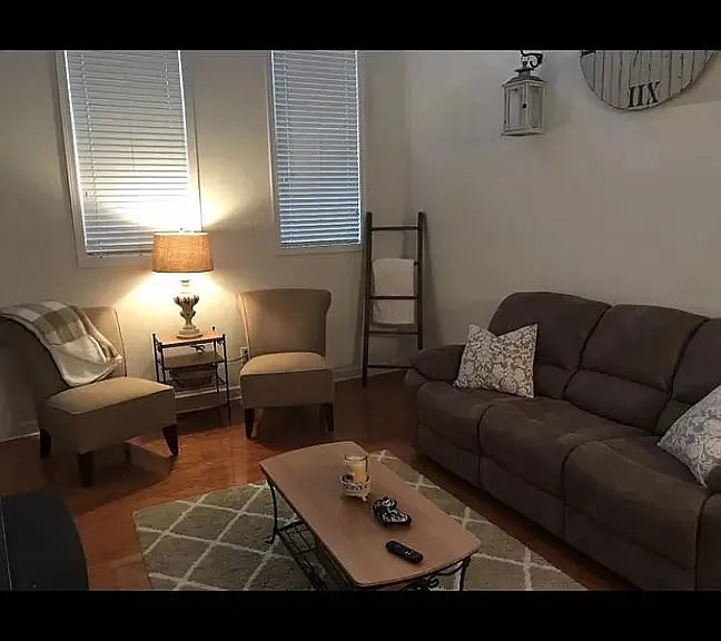 134 Marketplace Ave — Photo 4
