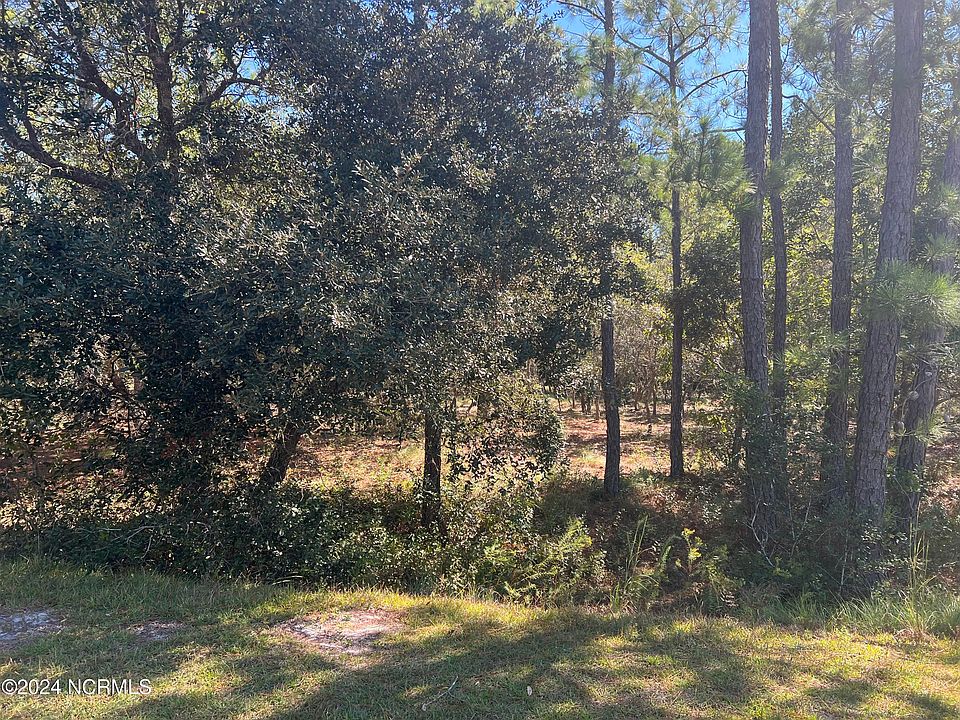 1st image of 3041 Hartley Drive SE