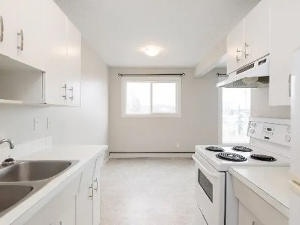 9725 119th Ave NW, Edmonton, AB T5G 0P9