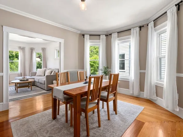 232 Fellsway W #2, Medford, MA 02155