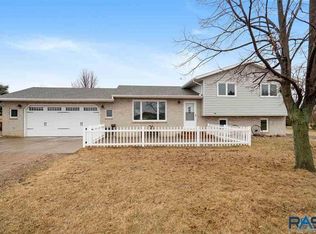 27056 468th Ave, Tea, SD 57064