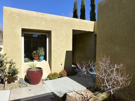 2nd image of 4915 Casa Del Oso NE