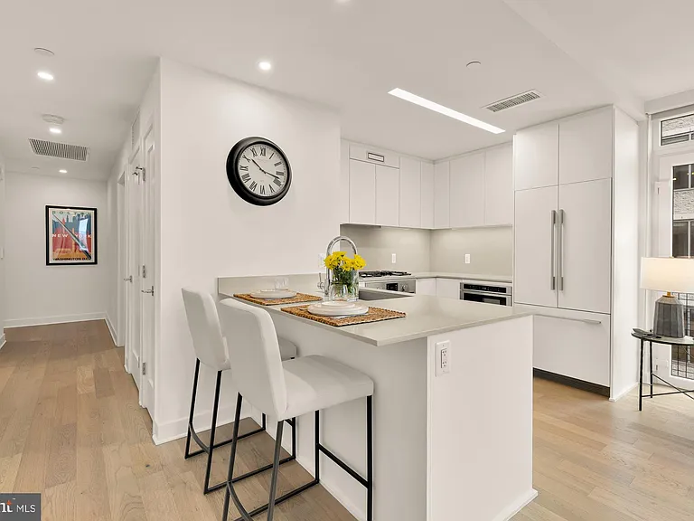37 L St SE #507 — Photo 17