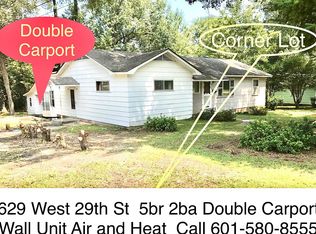 629 W 29th St, Laurel, MS 39440