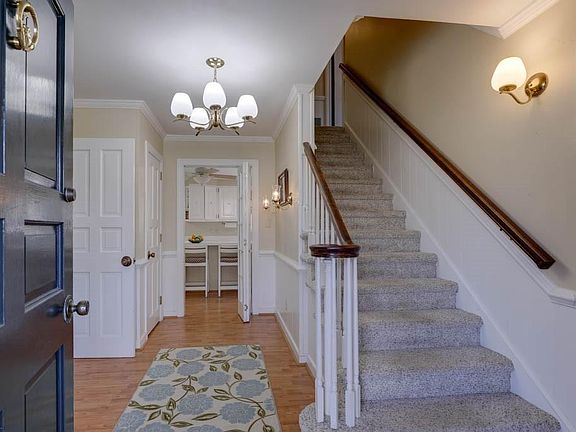 Come in to an inviting beautiful home!