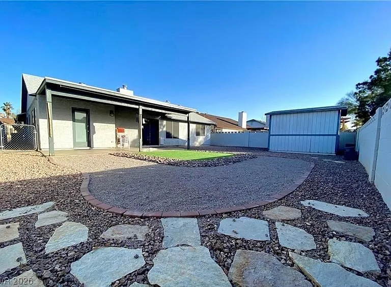 718 Skipjack Dr — Photo 4