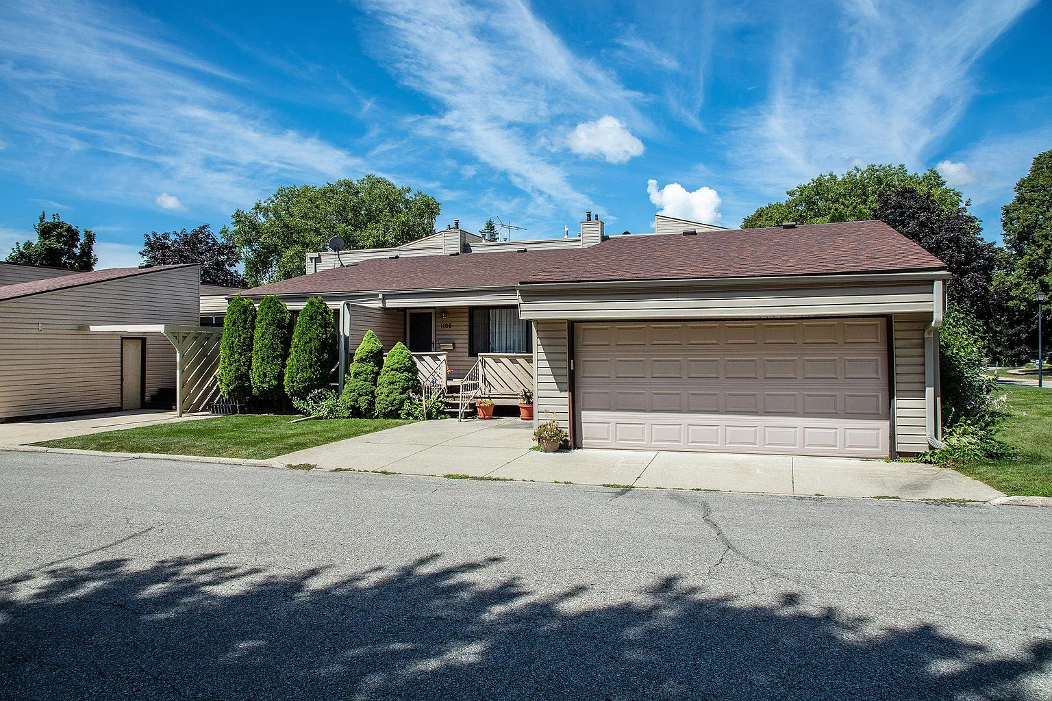 1106 Prairie Meadow Ct #4 photo 1