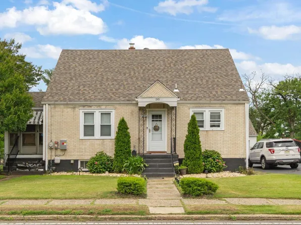 245 Mott Ave, Burlington, NJ 08016