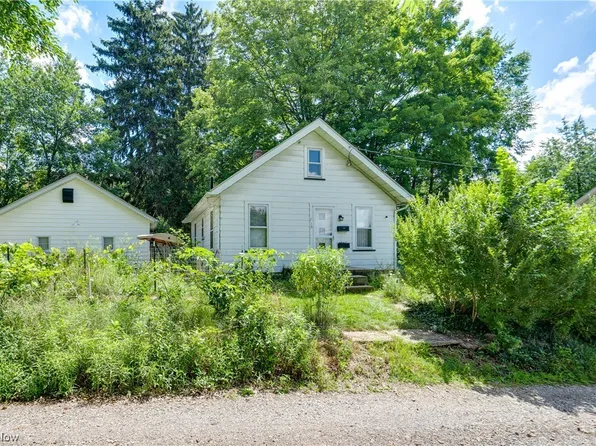 715 Stow St, Kent, OH 44240