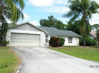 1115 SE Oriental Ave, Port Saint Lucie, FL 34952