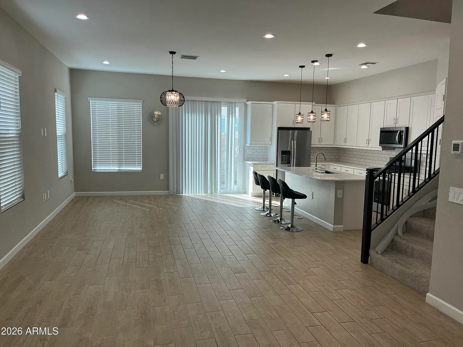 4 bed, 2.5 bath, 2316 sqft, $3,450 — Photo 2