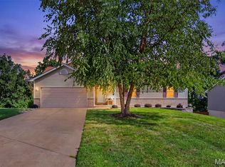 1761 Fairview Farms Cir, Wentzville, MO 63385