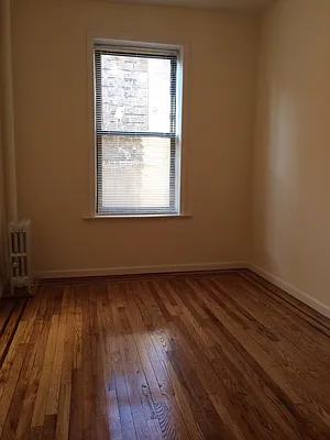 Rented by Realty 2000 Corp | media 17