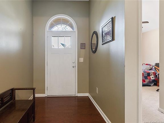 4th image of 56 Honey Brook Ct