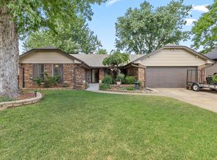 2417 Horse Trail Rd, Edmond, OK 73012