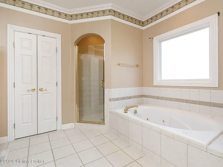 9511 Felsmere Cir — Photo 31