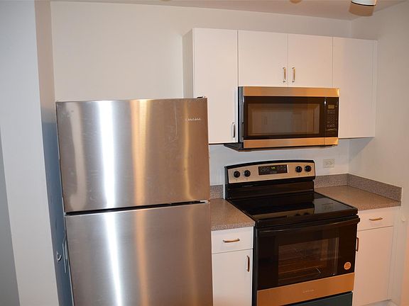 3rd image of 533 NE 3rd Avenue #141