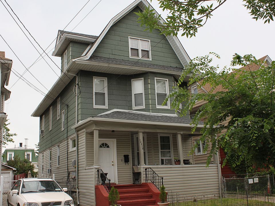 1st image of 10218 90th Ave