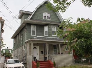 10218 90th Ave, Richmond Hill, NY 11418