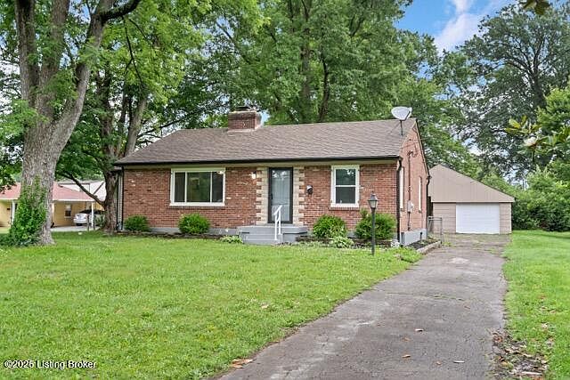 1st image of 3907 Glen Oak Dr
