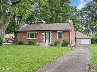 3907 Glen Oak Dr, Louisville, KY 40218