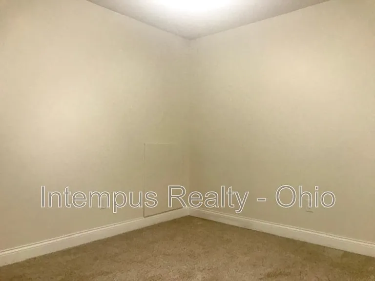 9390 Woodbine Way — Photo 44