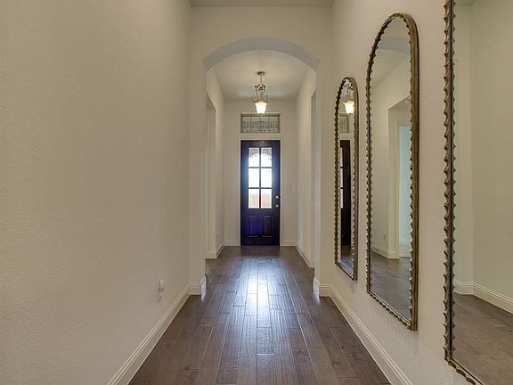 3rd image of 9029 Violet Dr