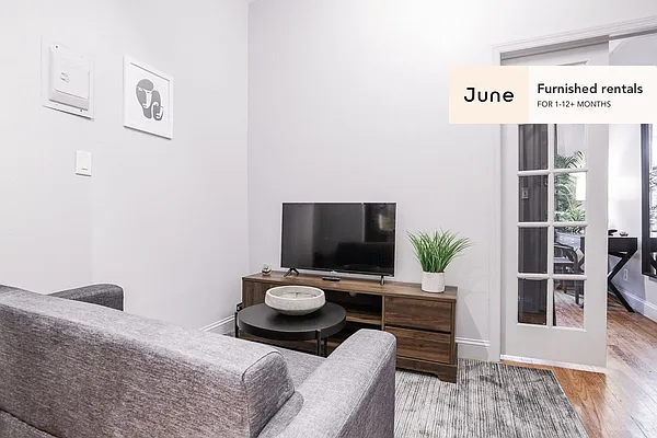 Rented by June | media 7