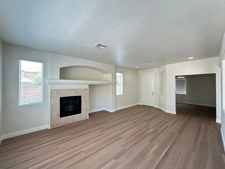 11420 Drappo Ave — Photo 7