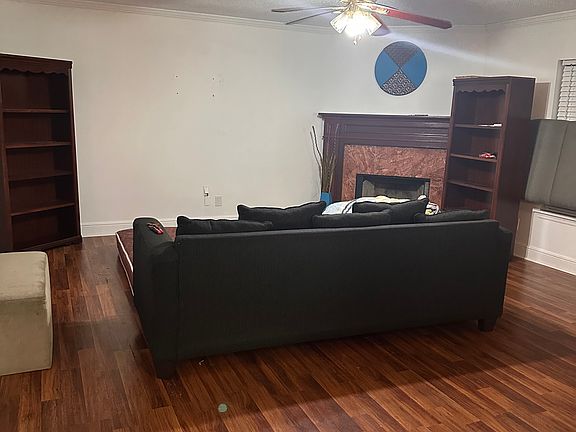 5th image of 1406 Denmark Ct