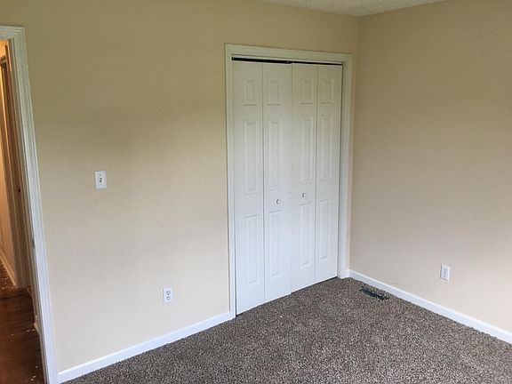 3rd image of 160 Wyndham Way