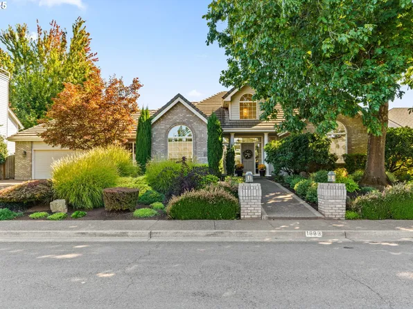 1683 Victorian Way, Eugene, OR 97401