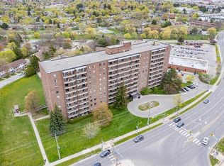1100 Courtland Ave E #407, Kitchener, ON N2C 2H9